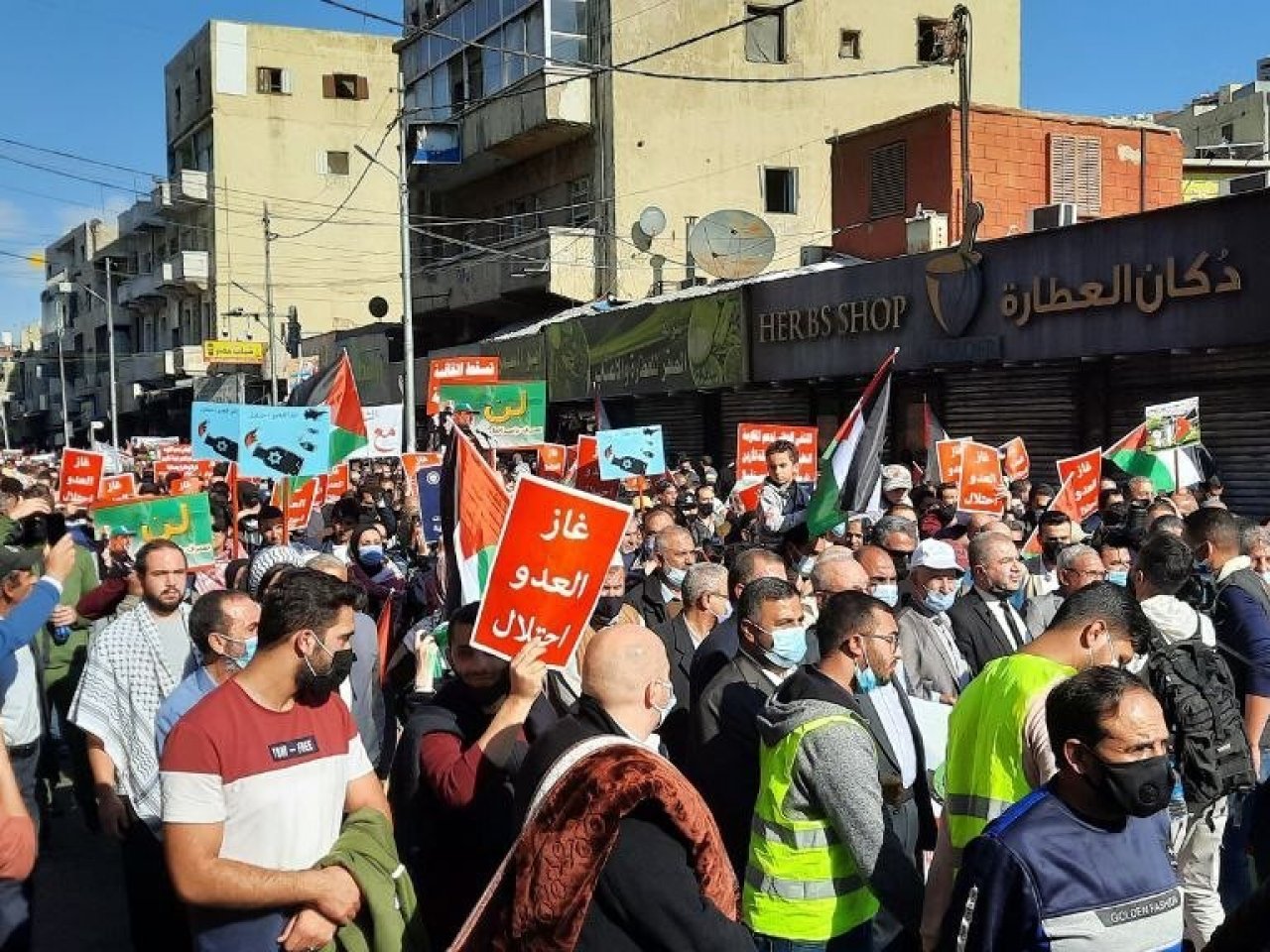 احتجاجات أردنية ضد اتفاقية الطاقة مقابل المياه