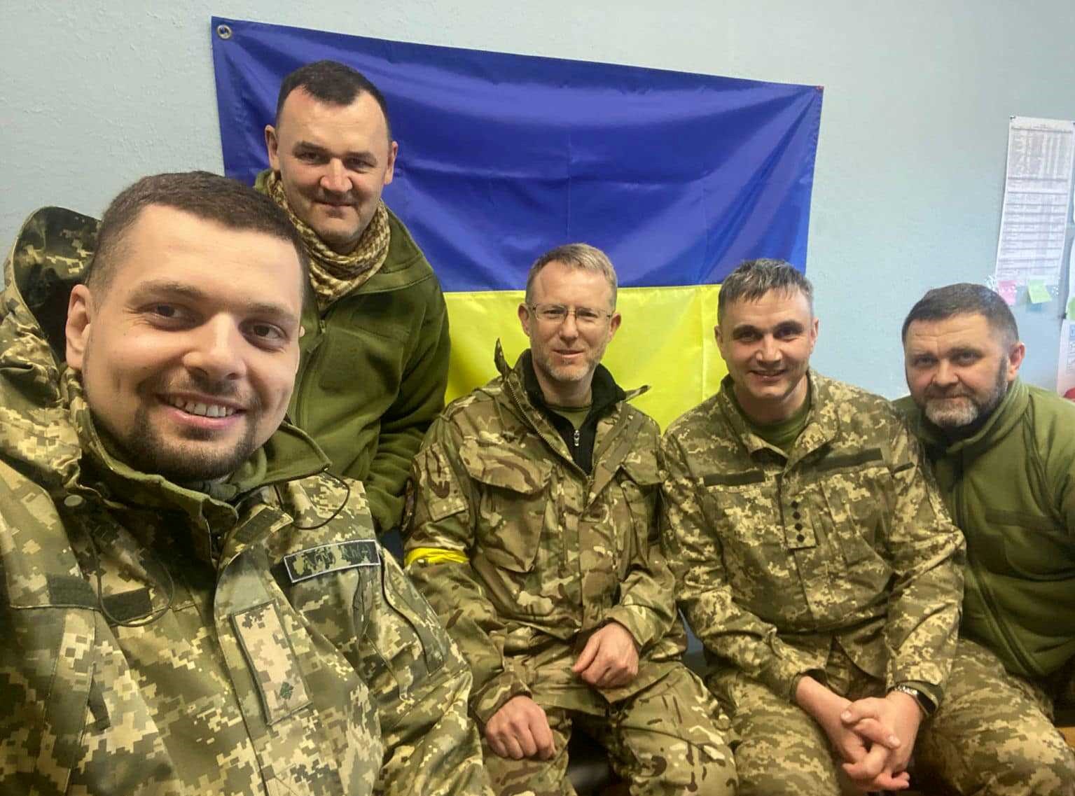 مفتي أوكرانيا بالزي العسكري